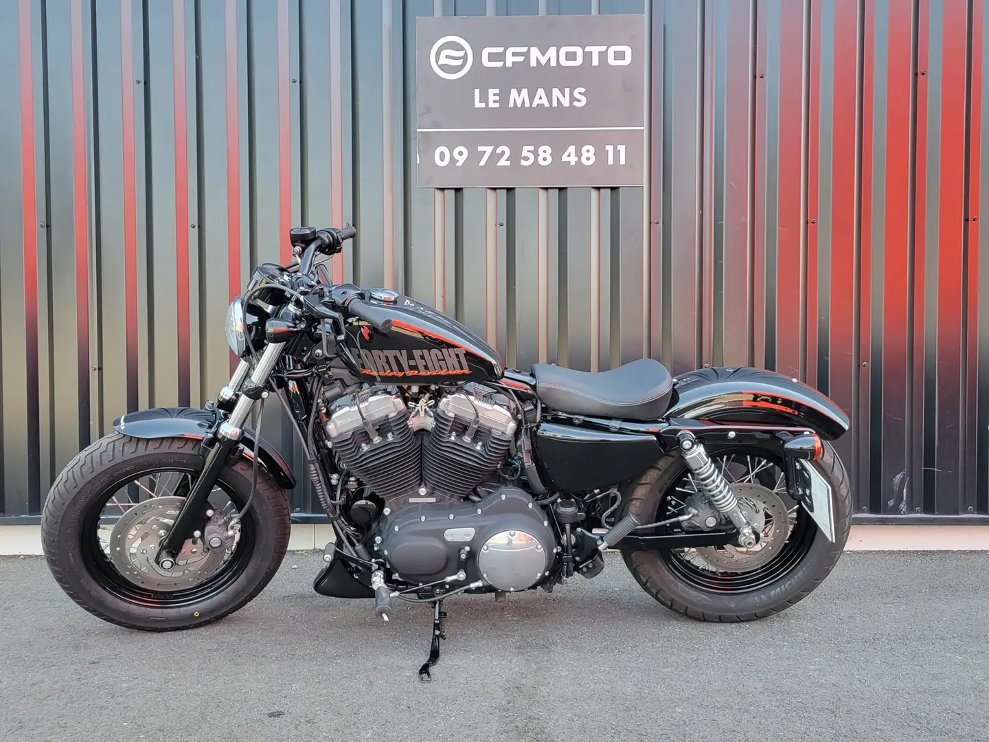 Harley-Davidson Sportster Forty Eight crna - 1