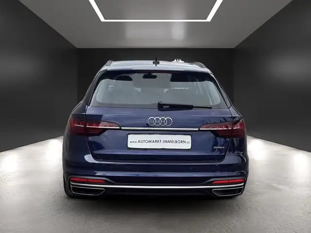 Audi A4 view 10