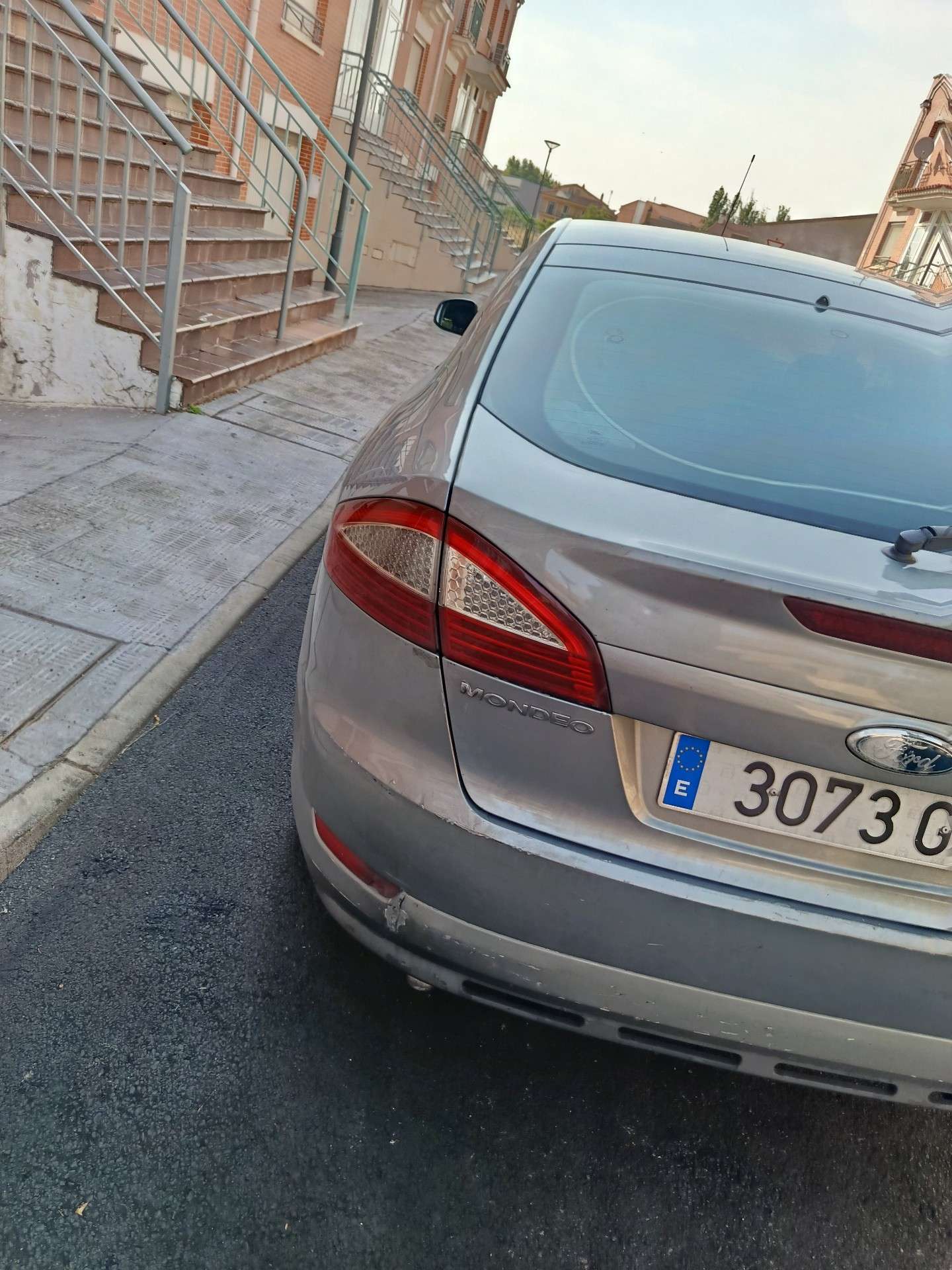 Ford Mondeo Mondeo SB 1.8TDCi Trend Trend - foto 1