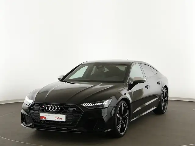 Audi S7 view 2