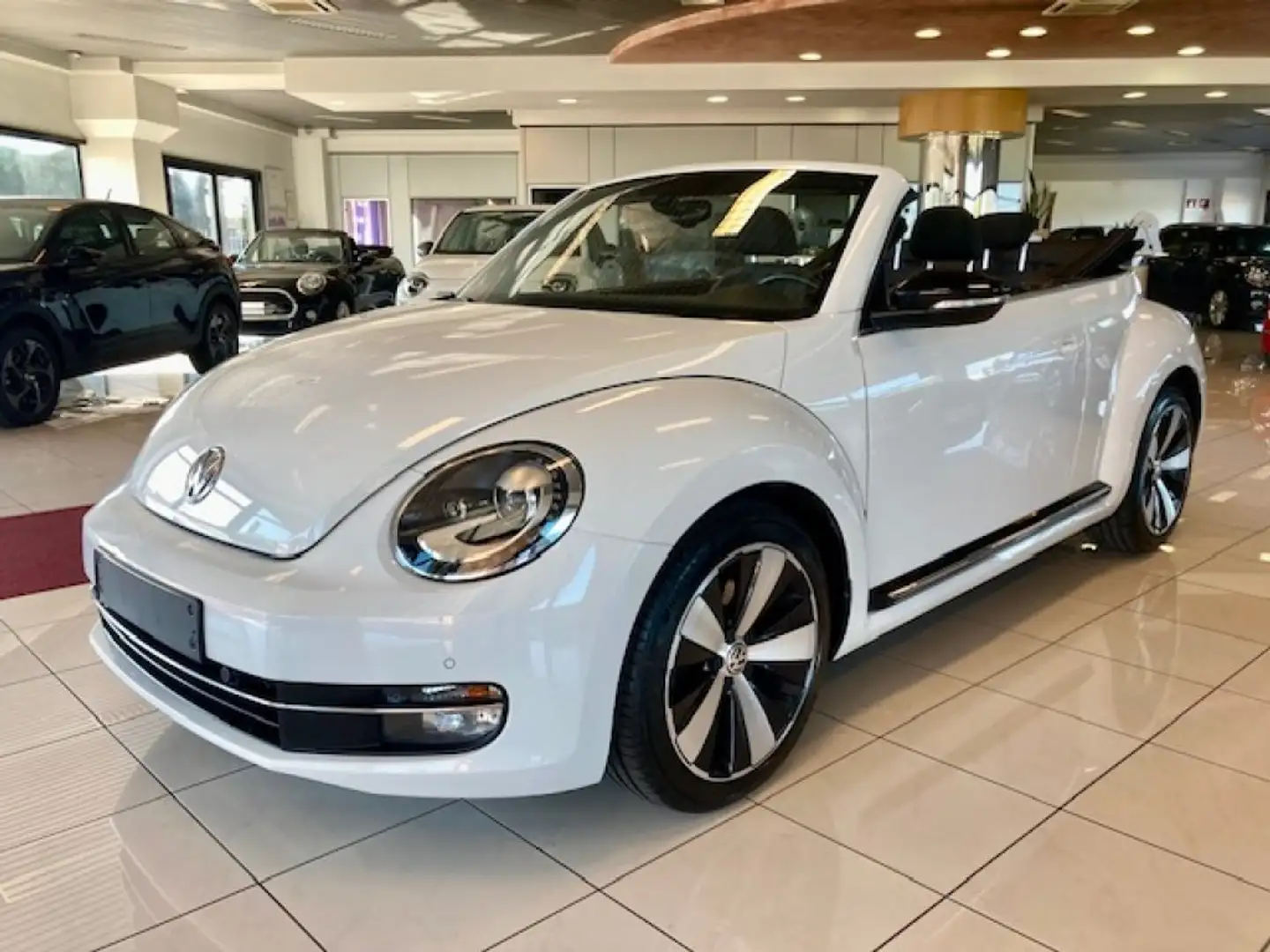 Volkswagen Maggiolino Cabrio 1.4 TSI Sport PREZZO REALE !! Wit - 1
