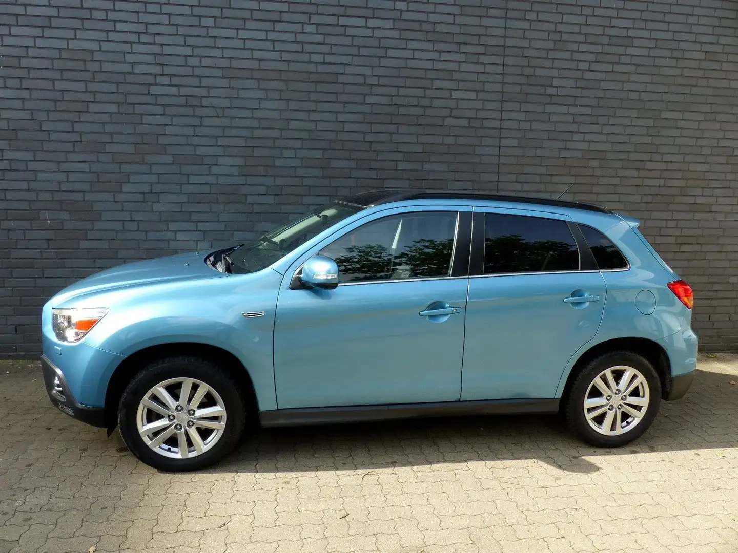 Mitsubishi ASX Intense Pano/AHK/Xenon/PDC/Klimaautom Blau - 1