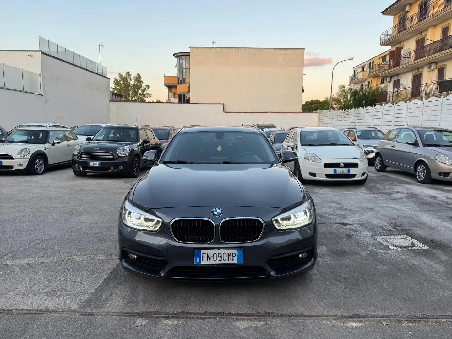 BMW 116 116d Sport 5p auto my18 - 1