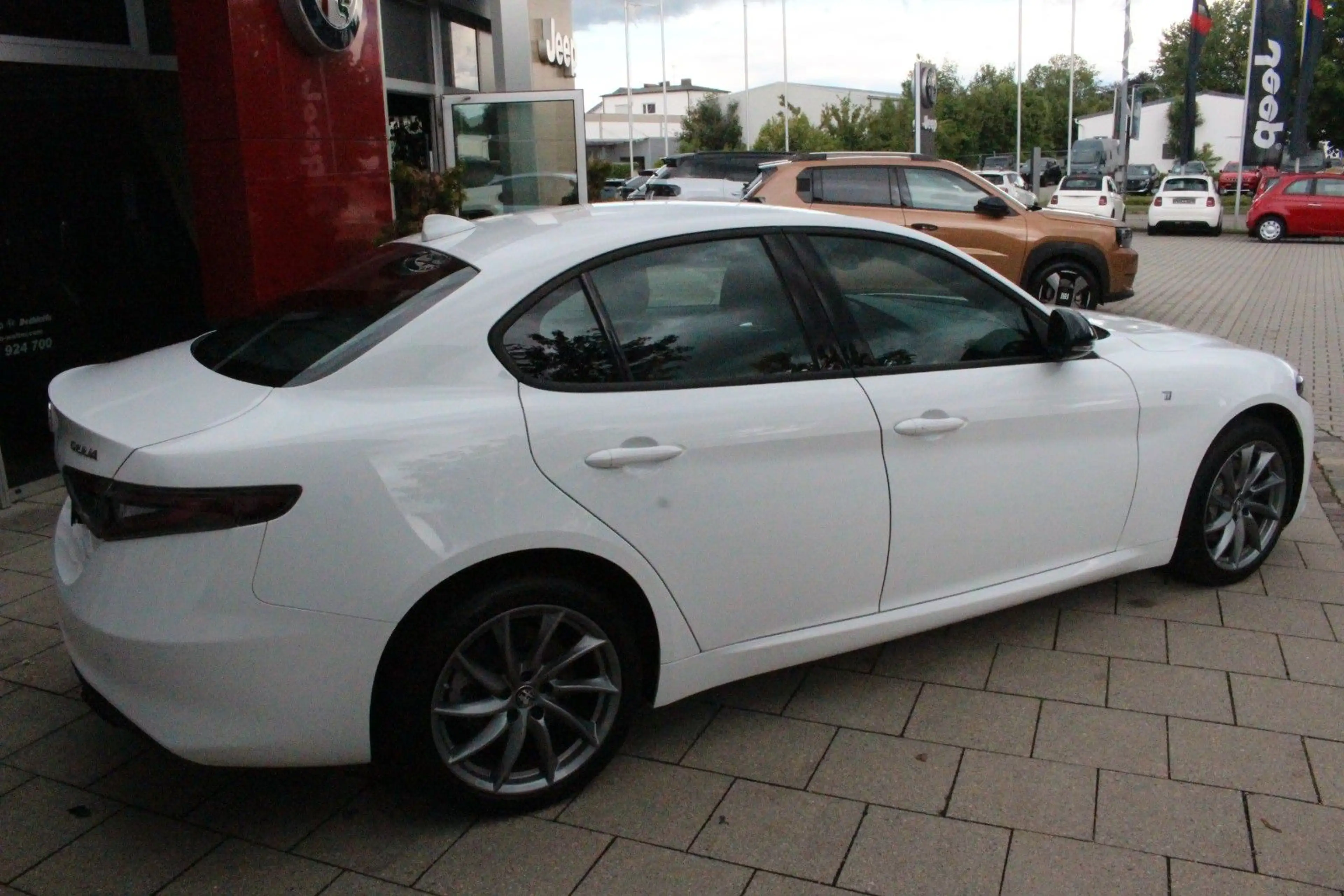 Alfa Romeo Giulia Ti Q4 — photo 3