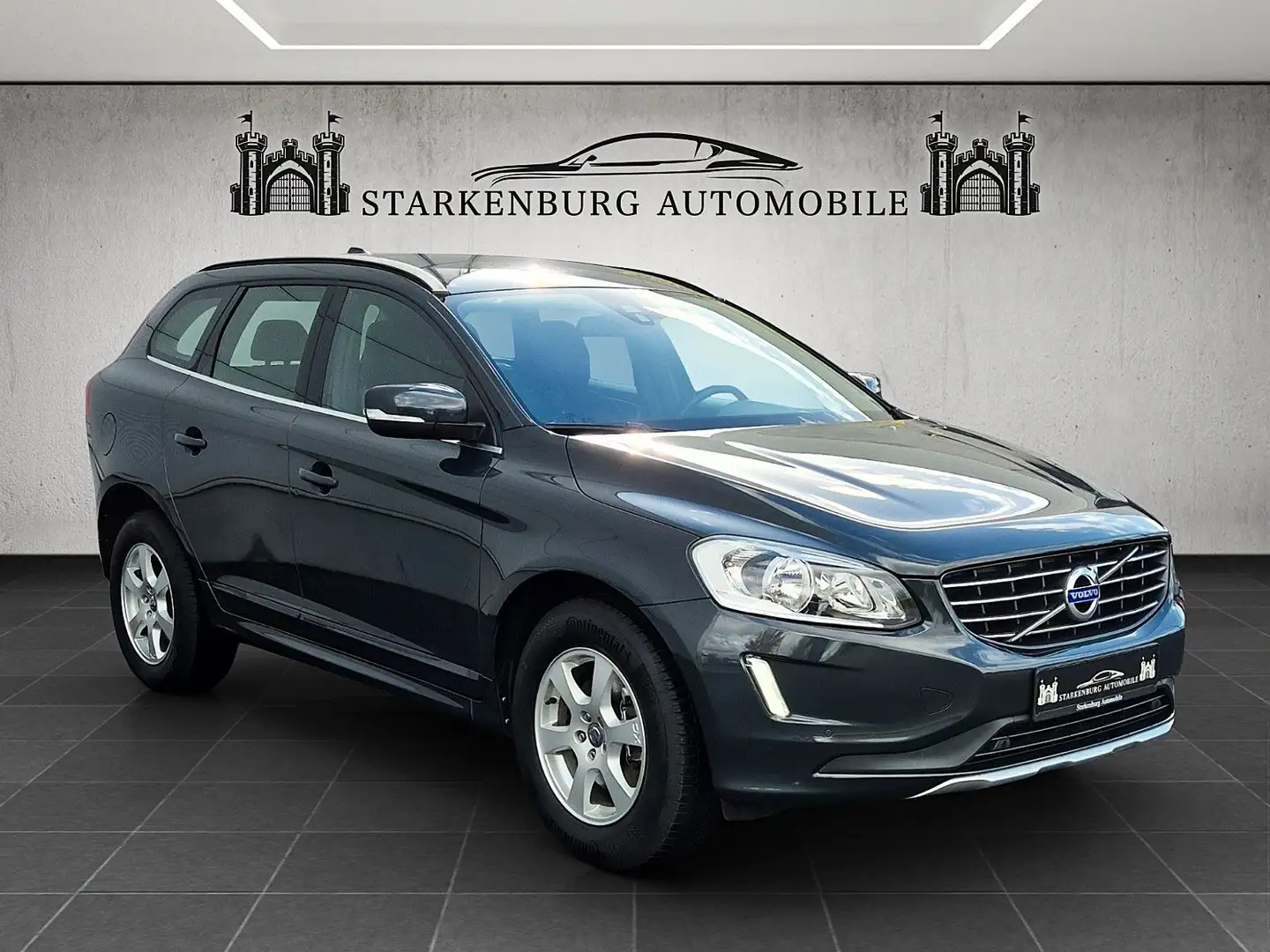 Volvo XC60 Momentum/1.Hand/Navi/Tempomat/46Tkm Grau - 1
