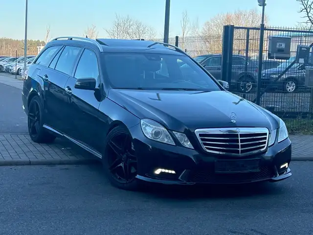 Mercedes-Benz E 350 CDI T- 4Matic AMG  Comand Schiebedach