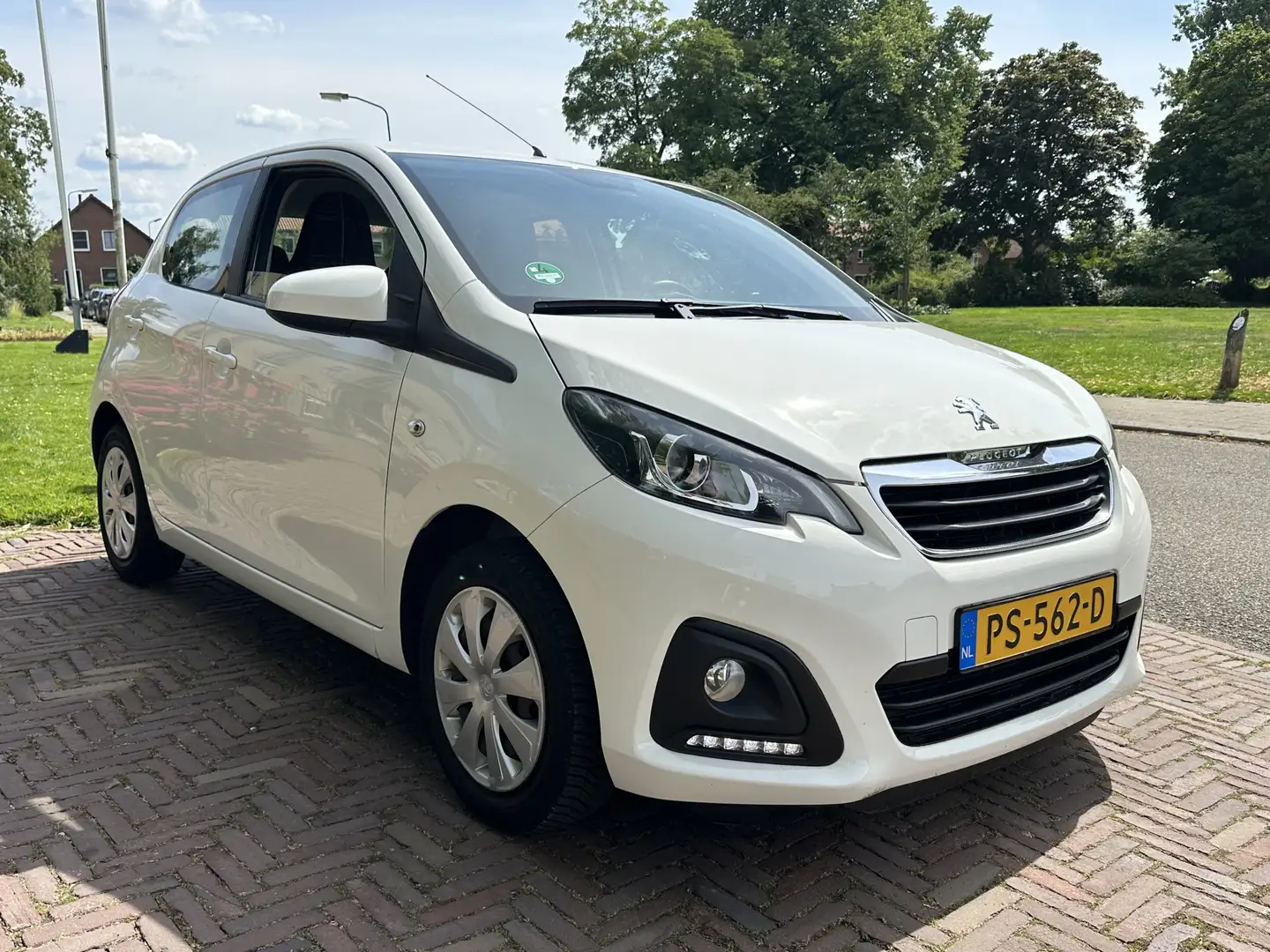 Peugeot 108 1.0 e-VTi Active 5 drs * NL auto * Airco Wit - 2