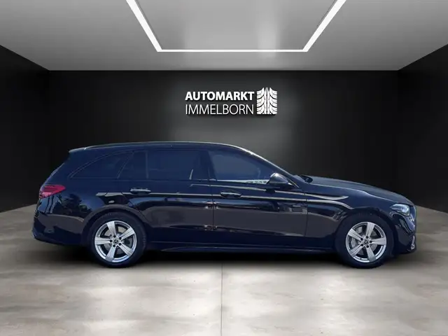 Mercedes-Benz C-Class view 7