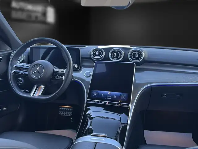 Mercedes-Benz C-Class view 15