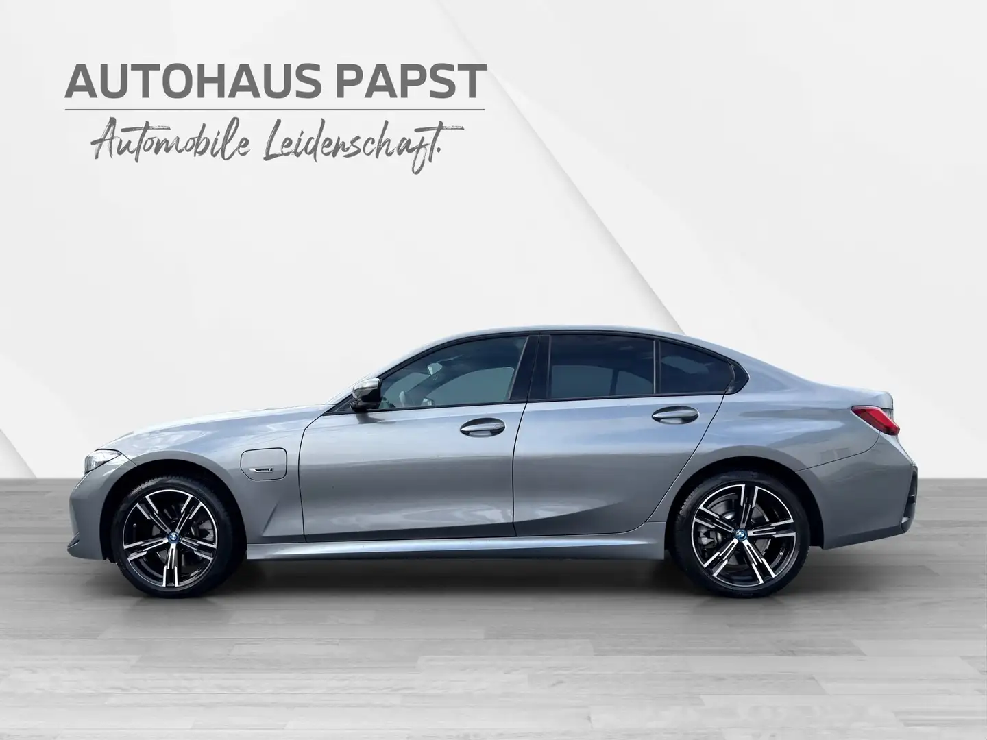 BMW 330 *** M-SPORT *** NP € 65.064 / -40% *** Gesamt 292 PS Grau - 2