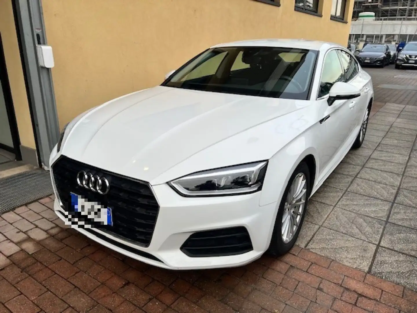 Audi A5 SPB 40 g-tron S tronic Business metano scade 2027 Alb - 1