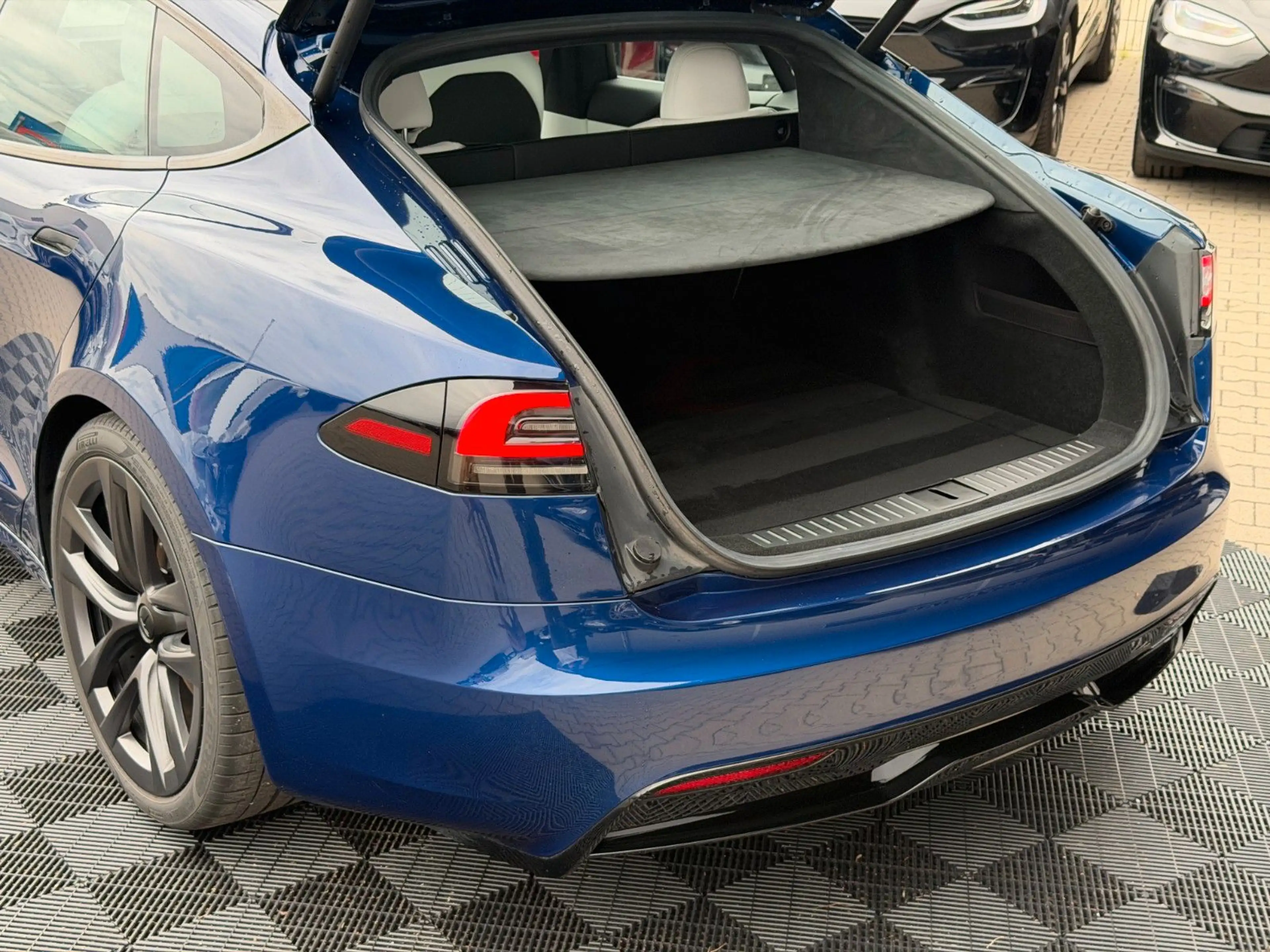 Tesla Model S MODEL S PLAID | MATRIX LED | 21INCH | HARDWARE 4 — photo 11