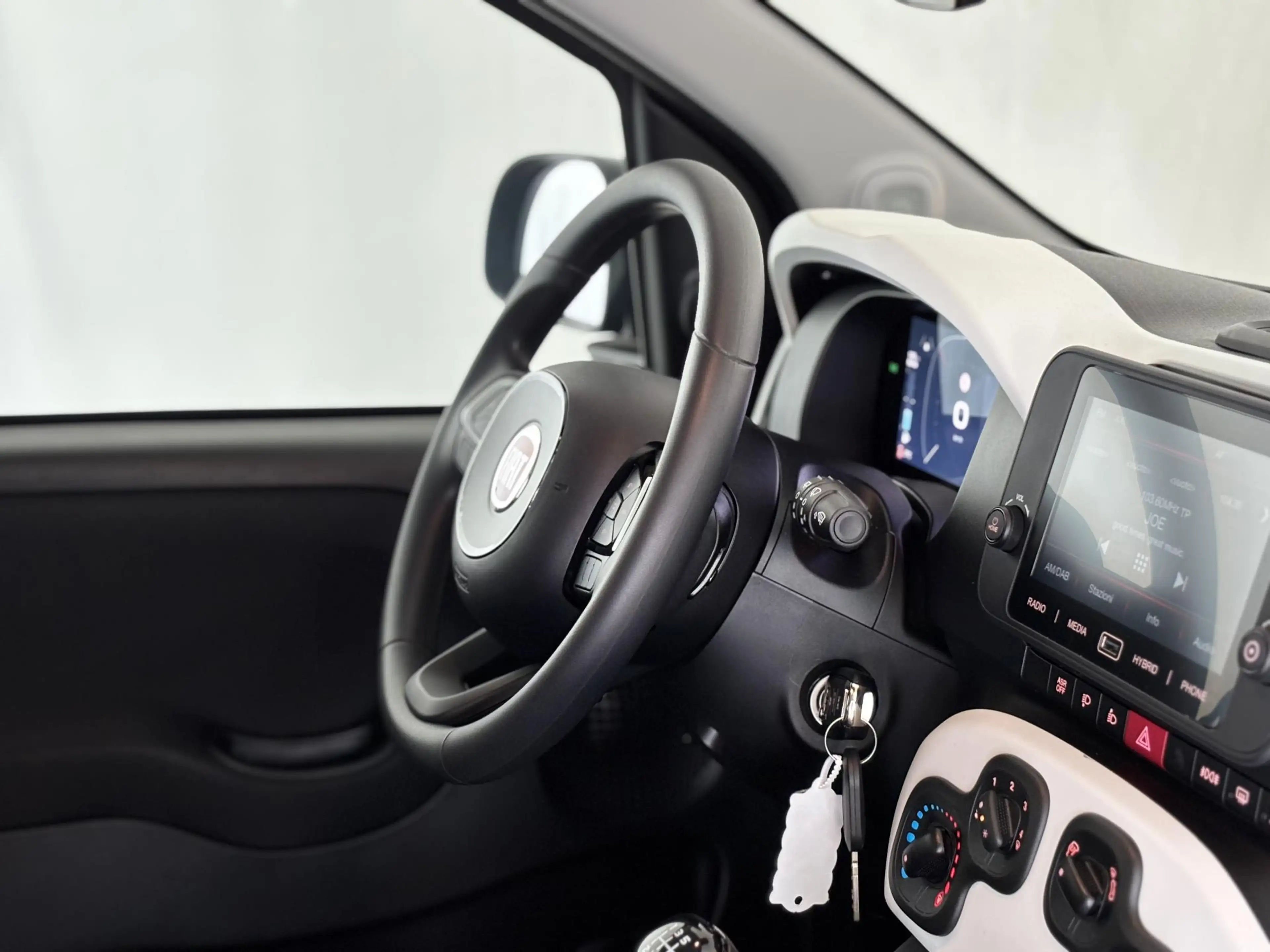 Fiat Pandina 1.0 Cross | Apple/Android | Cruise Control | Parke — photo 3
