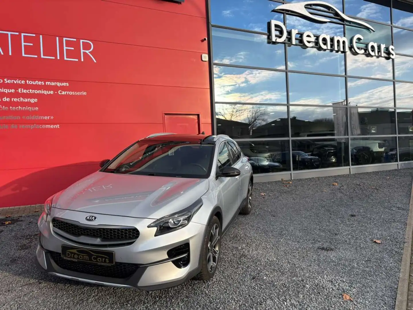 Kia XCeed AUTOMATIQUE Gris - 2