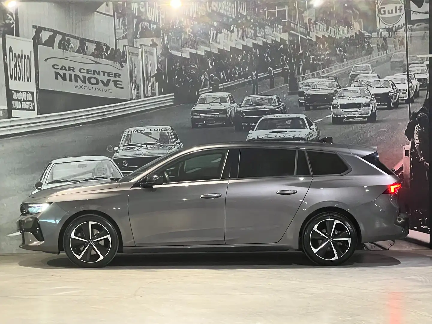 Opel Astra Astra 1.2 Turbo Start/Stop Sports Tourer GS Line Gris - 2