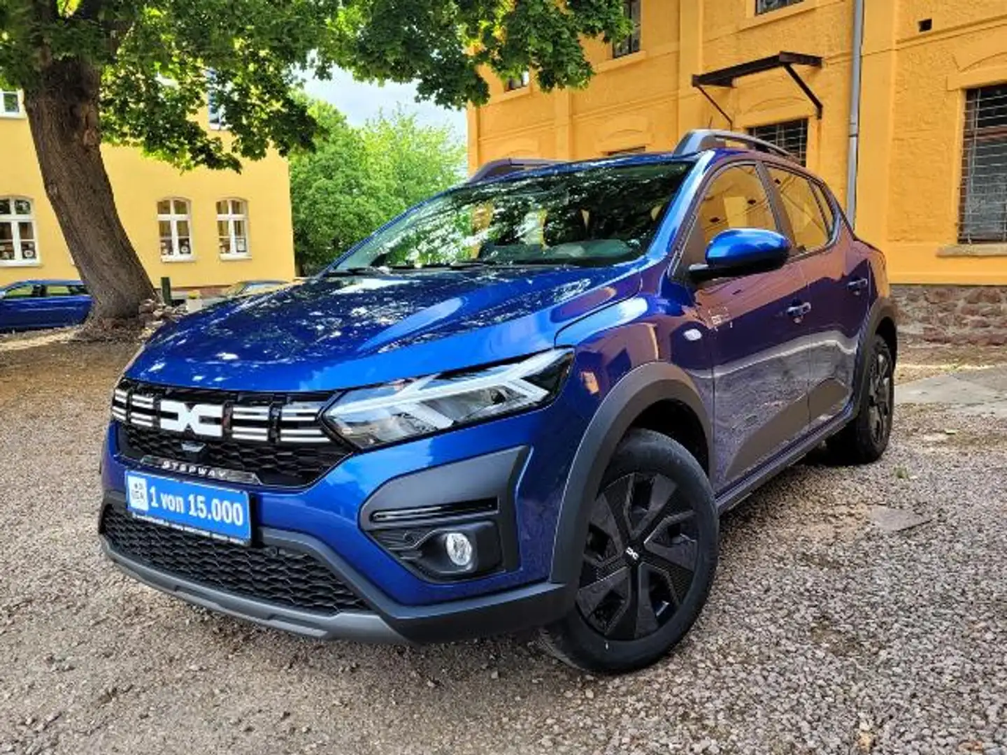 Dacia Sandero III 1.0 TCe 90 Stepway Expression Bleu - 1