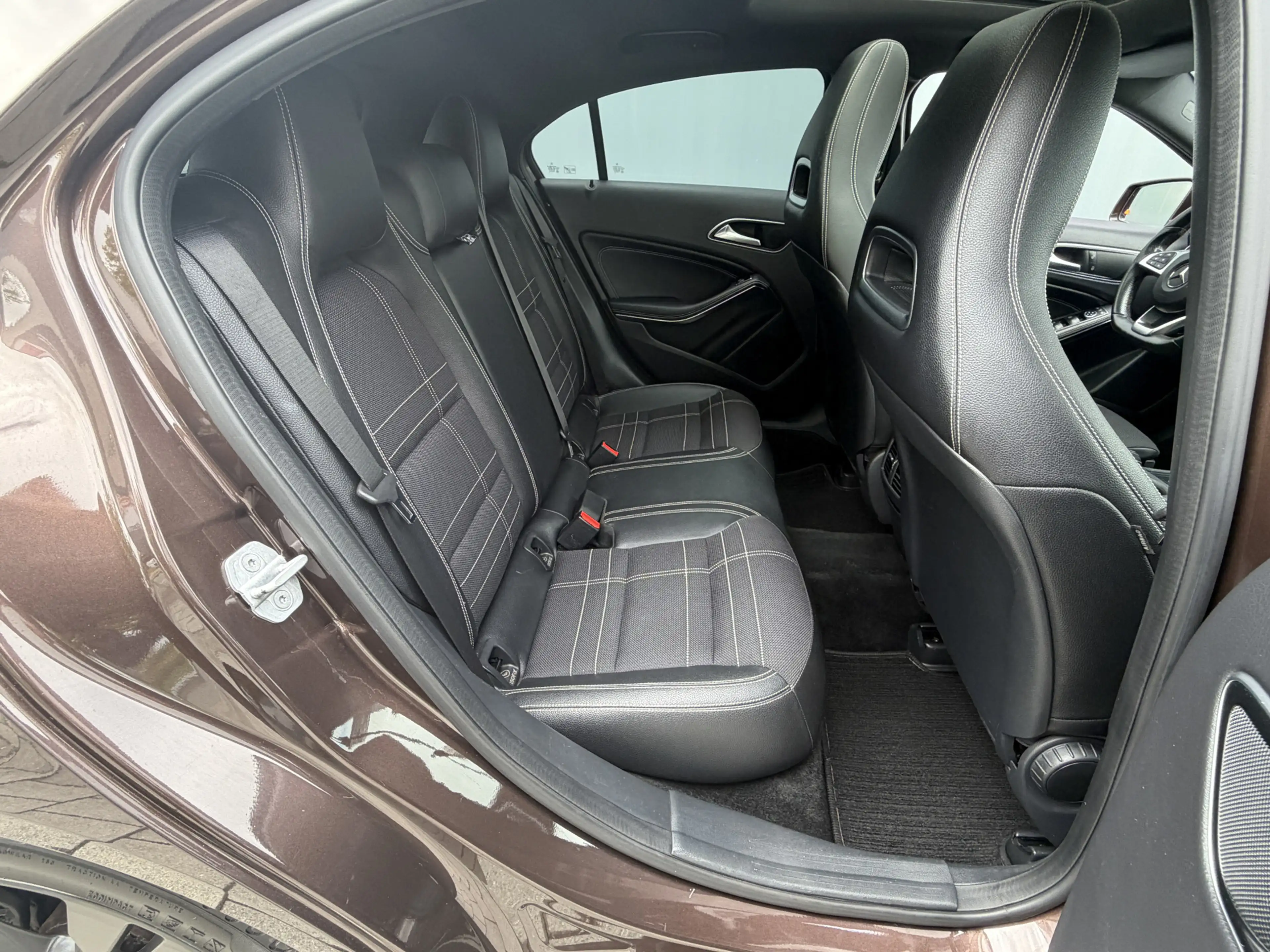 Mercedes-Benz A 220 BWJ 2016 | 220D 177PK AUTOMAAT | PANO DAK | CLIMA — photo 44