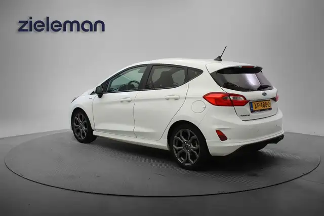 Ford Fiesta view 3