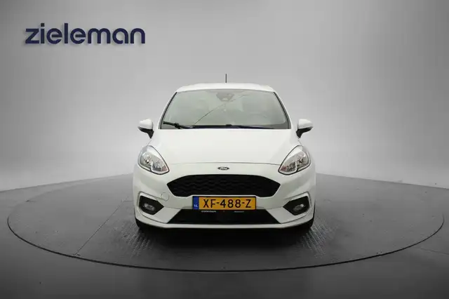 Ford Fiesta view 14
