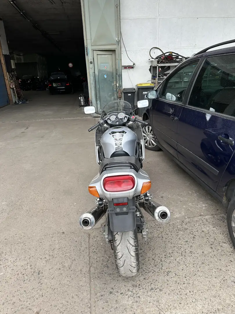 Kawasaki ZZR 600 reines Japanisch tüv 6.2026 Argintiu - 2