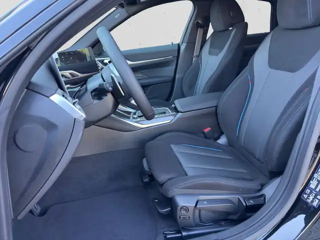 BMW 4 Series view 8