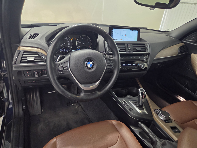 BMW 230 i Cabrio Luxury Line, Harman Kardon, Kamera — photo 15