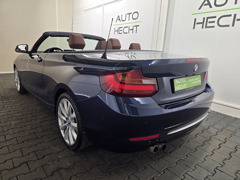 BMW 230 i Cabrio Luxury Line, Harman Kardon, Kamera — photo 2