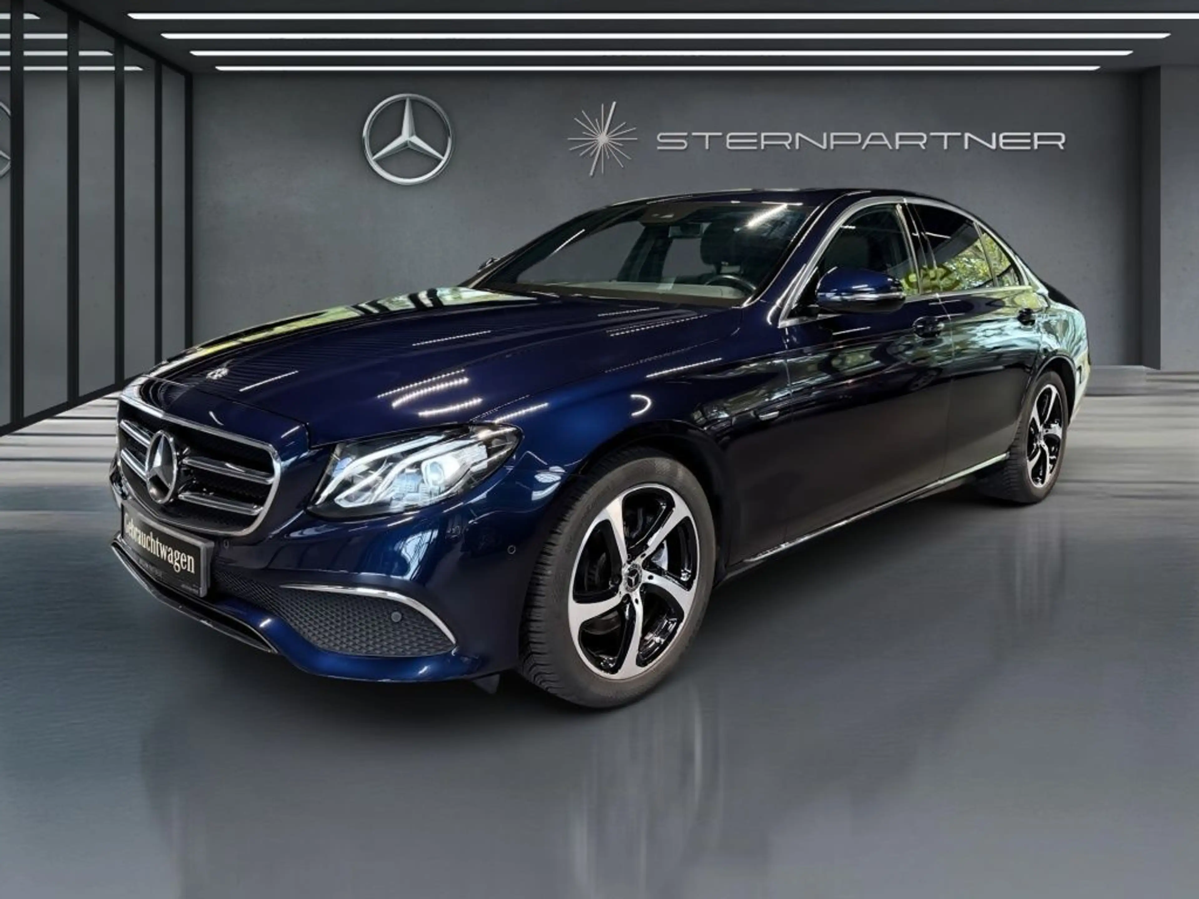 Mercedes-Benz E 200 Sportstyle -Memory-Schiebedach-Totwinkel