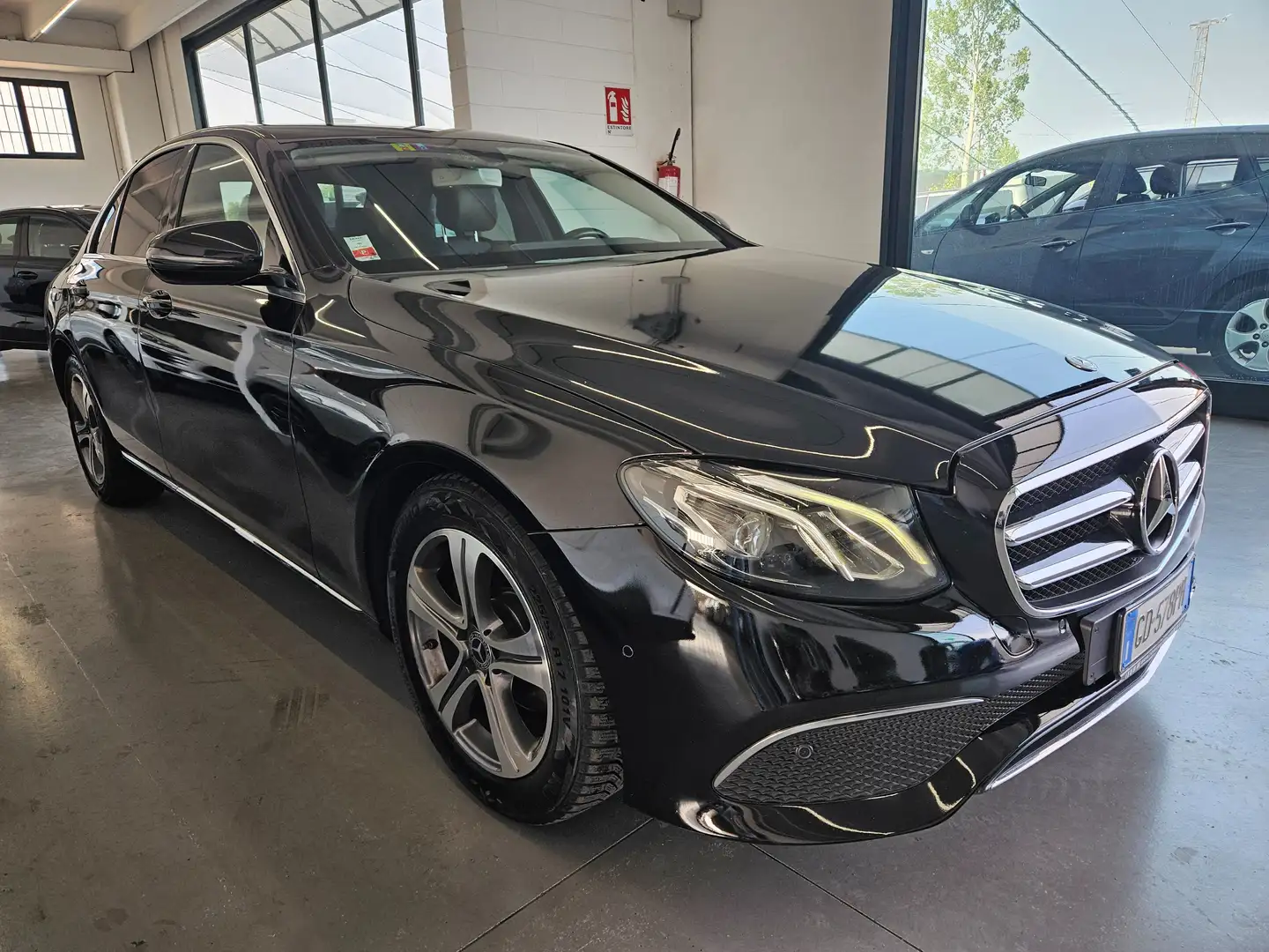 Mercedes-Benz E 220 E 220 d Premium Plus 4matic auto Nero - 1