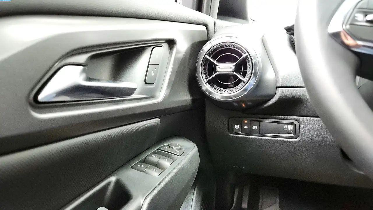 Chevrolet Equinox снимка Chevrolet Equinox