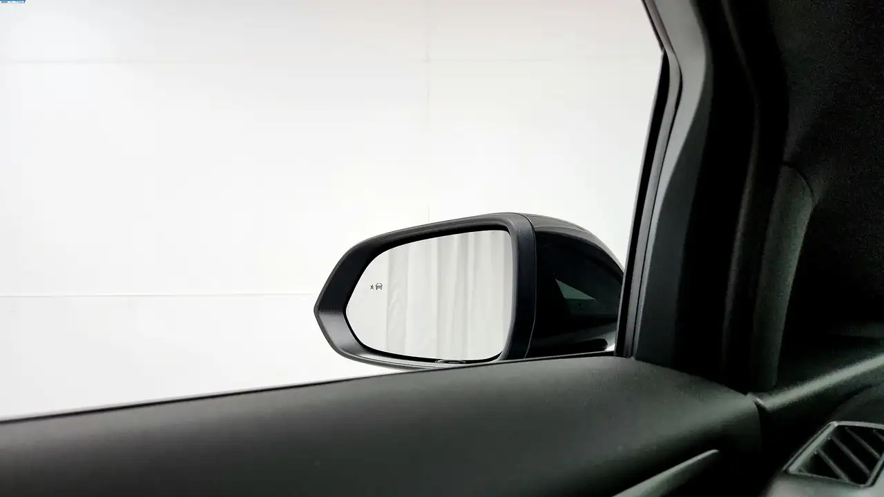 Chevrolet Equinox снимка Chevrolet Equinox