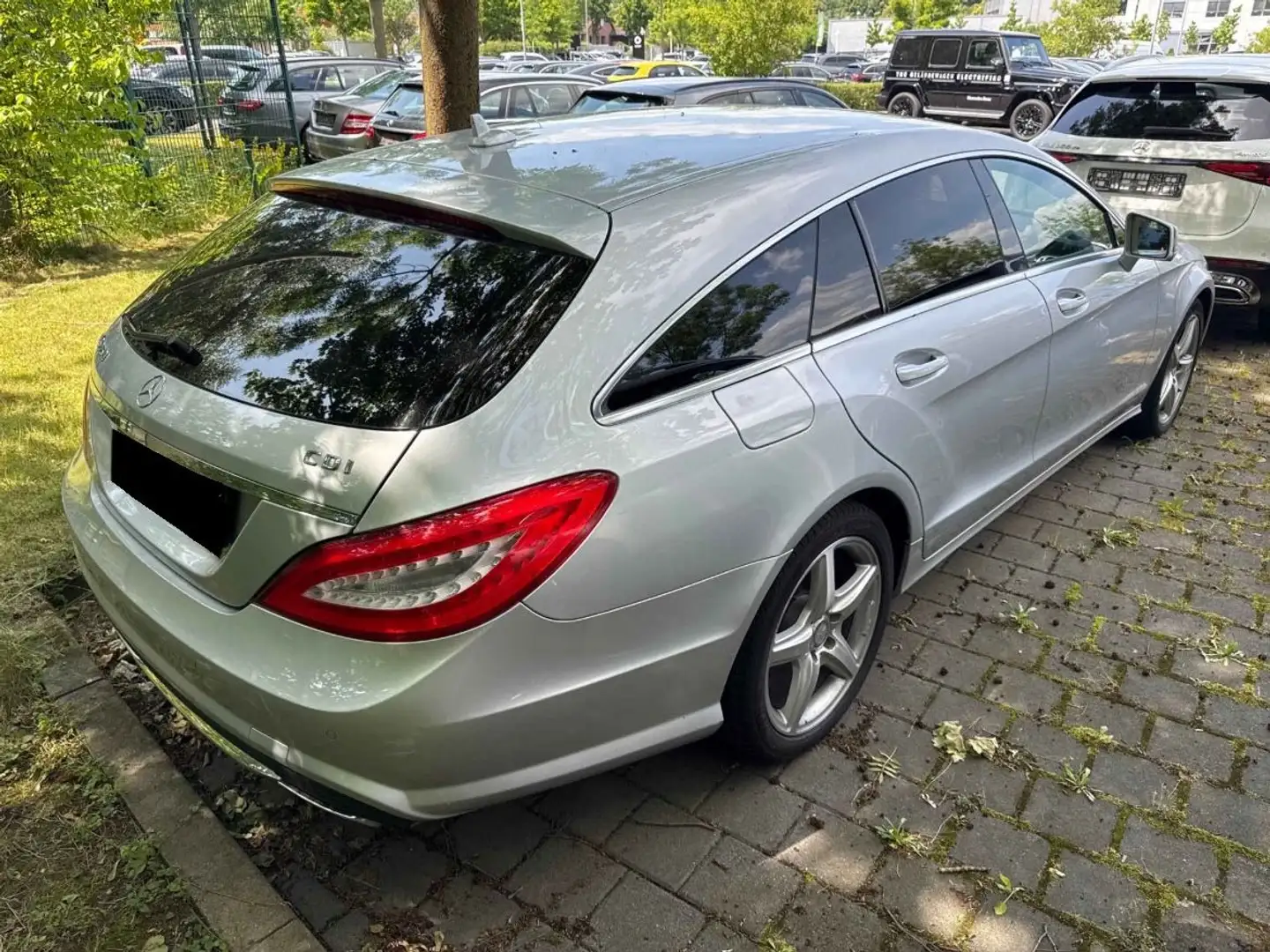 Mercedes-Benz CLS 350 AMG Line LED|Pano|H&K Argent - 2