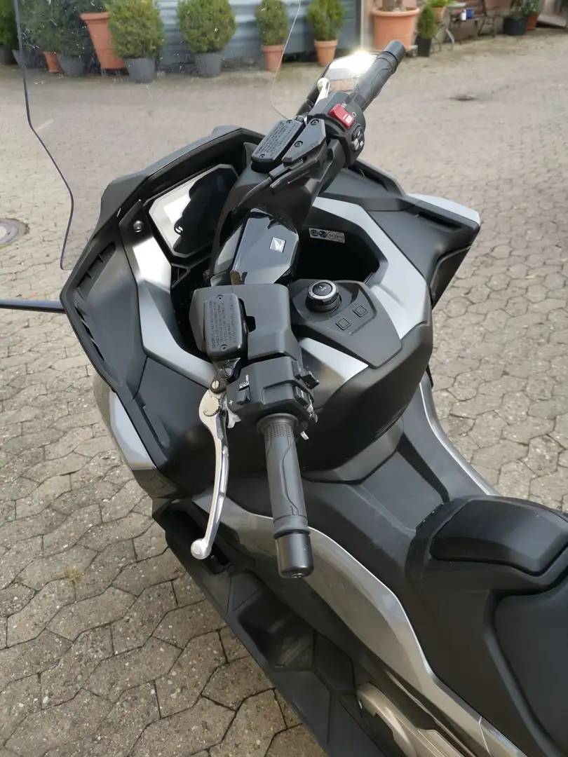 Honda Forza 750 Grijs - 2