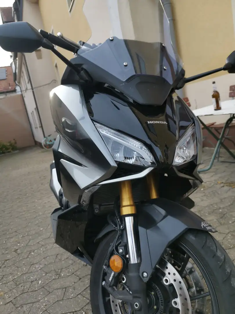 Honda Forza 750 Grijs - 1