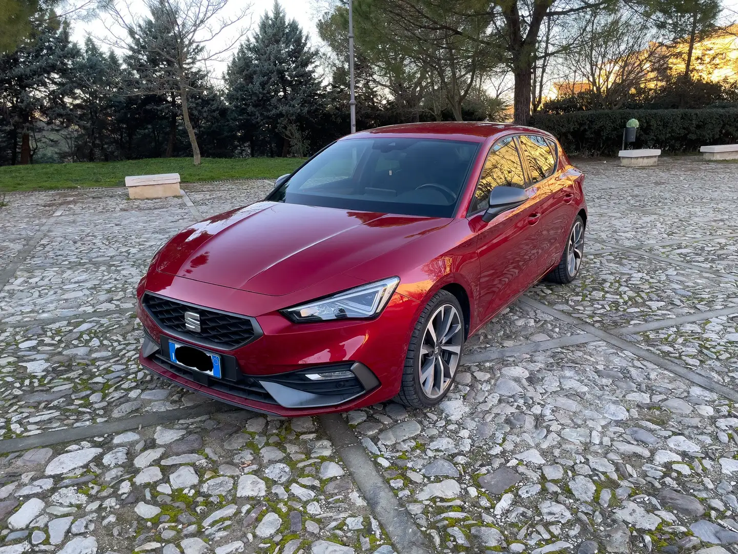 SEAT Leon 1.5 etsi FR 150cv dsg Rosso - 1