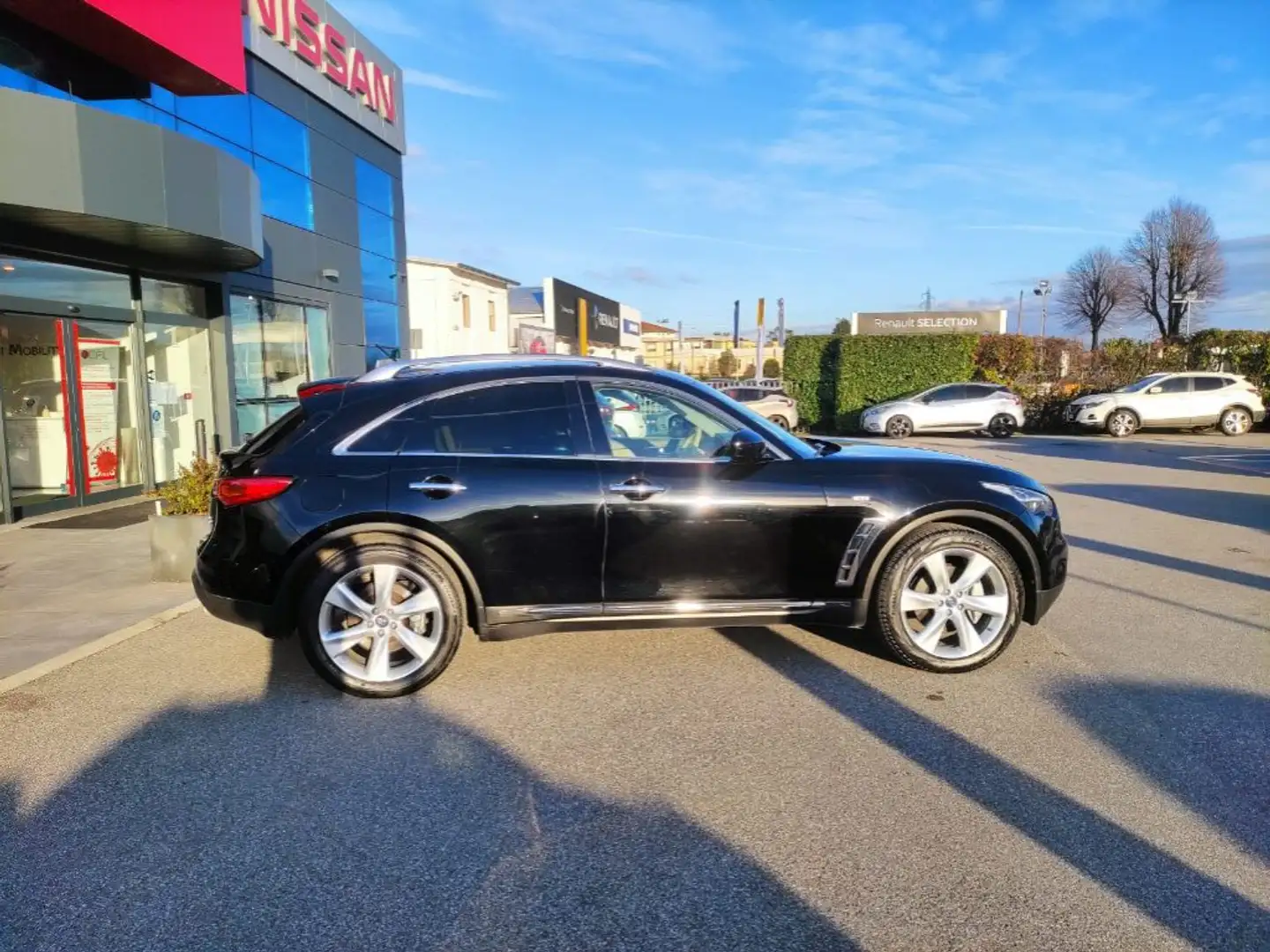 Infiniti FX FX30D Negro - 2