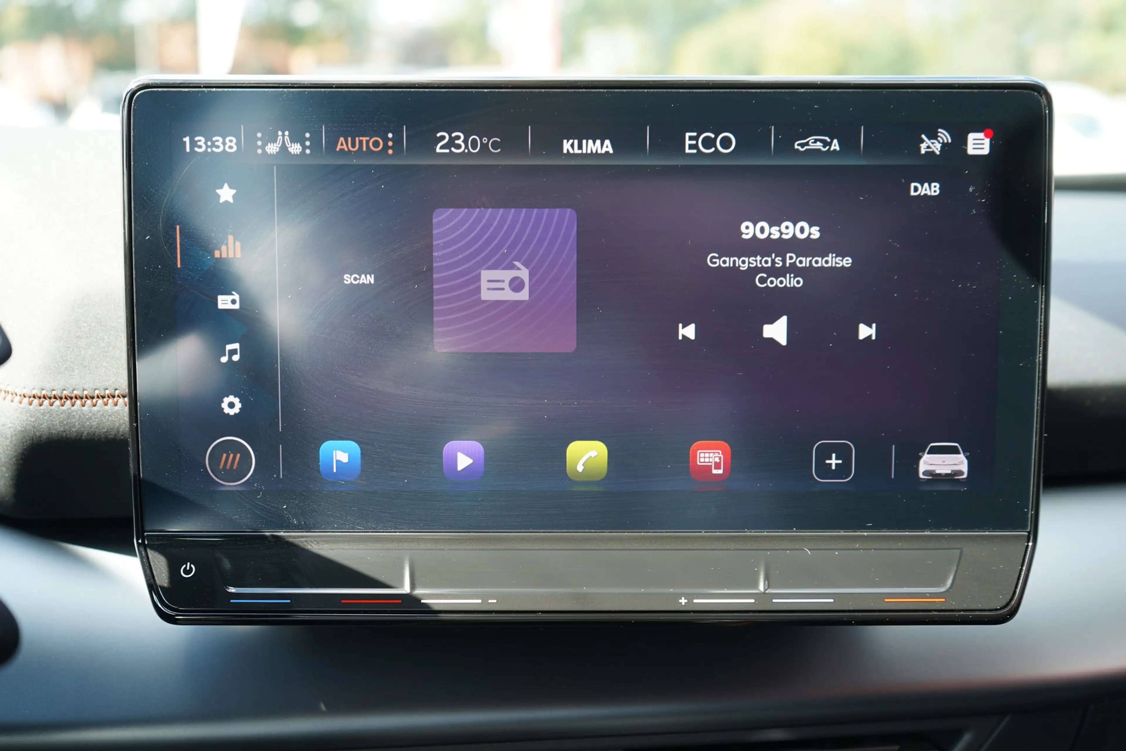 CUPRA Born 150 kW LED Navi ACC Kamera Sitzheizung PDC — photo 13