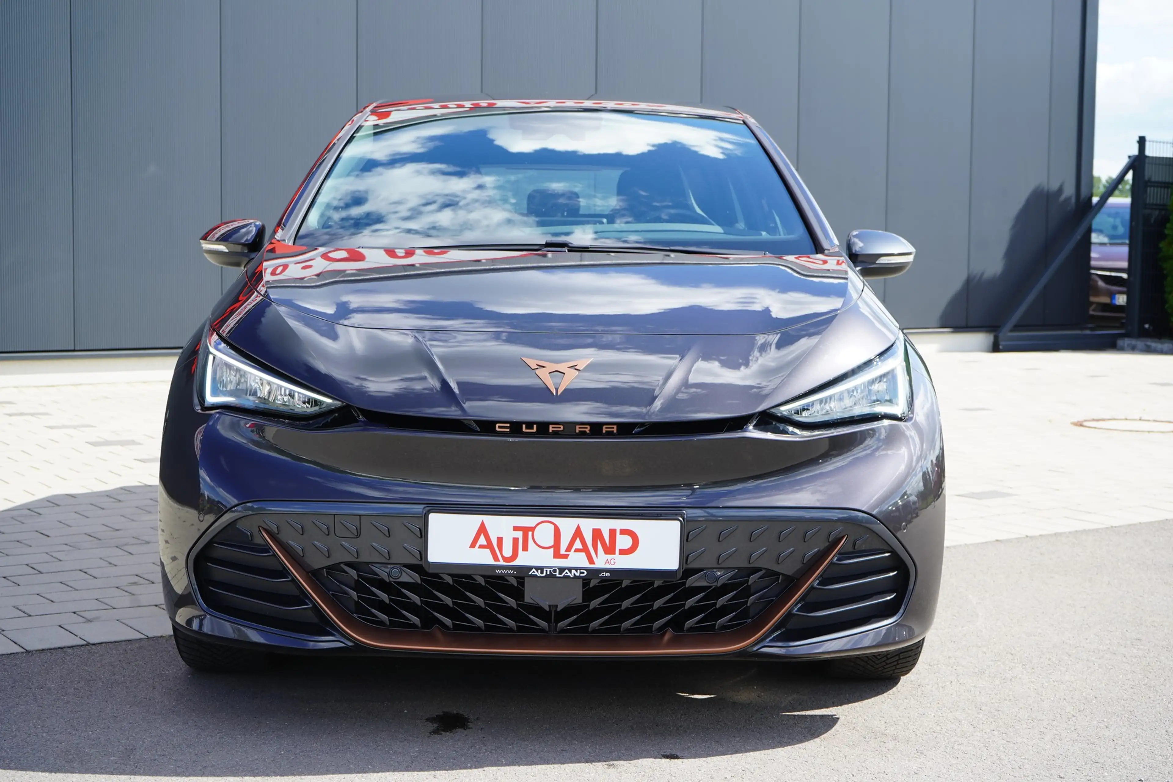 CUPRA Born 150 kW LED Navi ACC Kamera Sitzheizung PDC — photo 9
