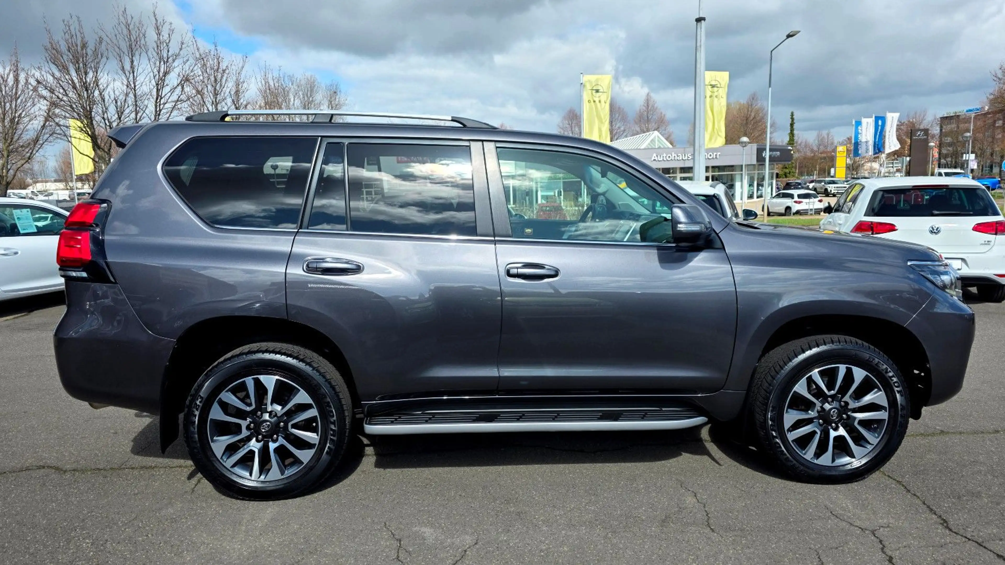 Toyota Land Cruiser Executive LED/Schiebed./Leder/Navi — photo 5