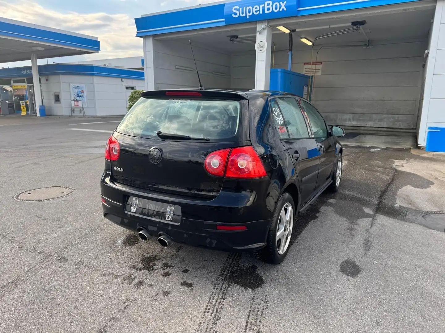 Volkswagen Golf Trendline Negro - 2