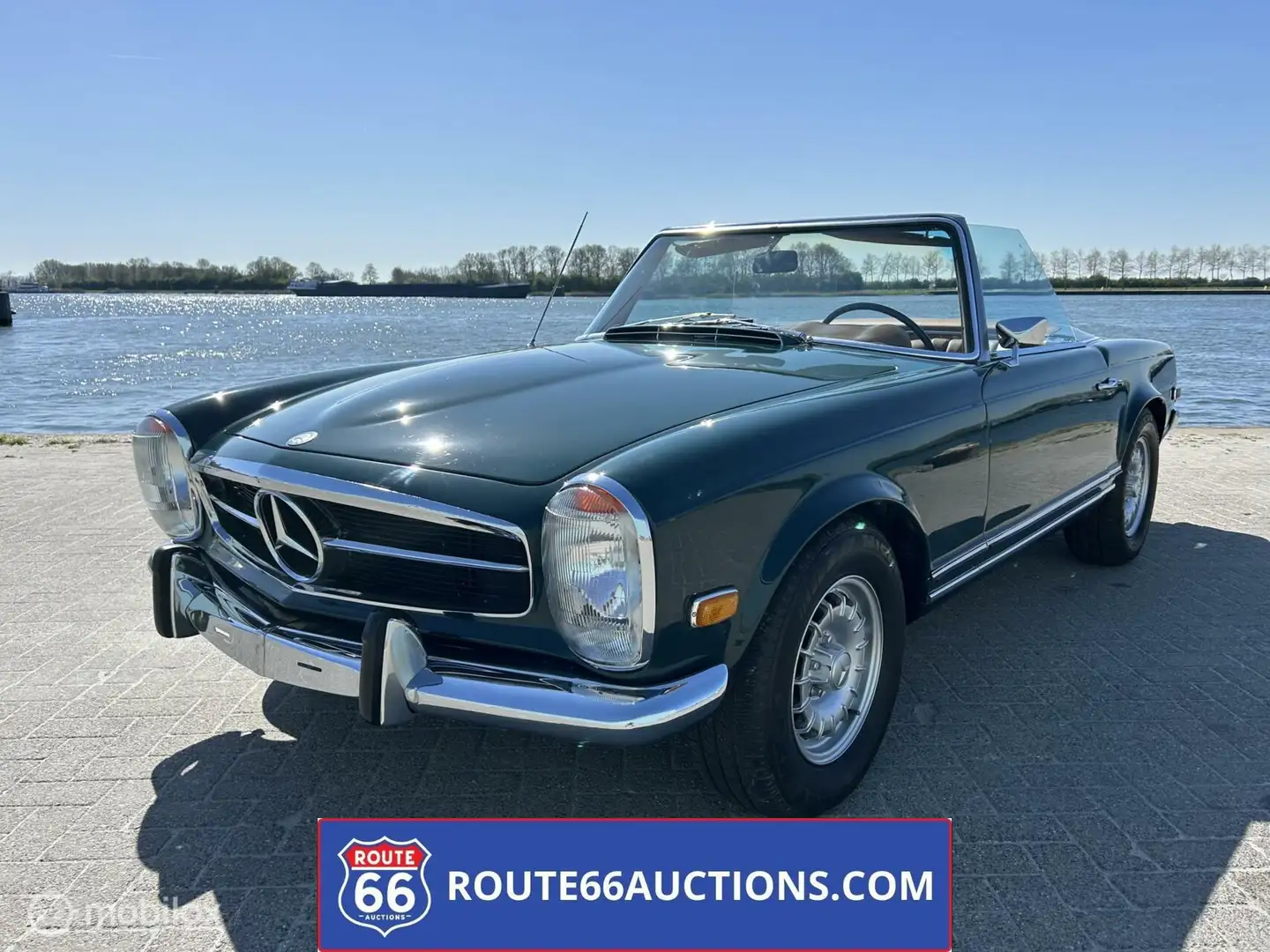 Mercedes-Benz SL 250 Cabriolet 1968 | Route 66 auctions Green - 1