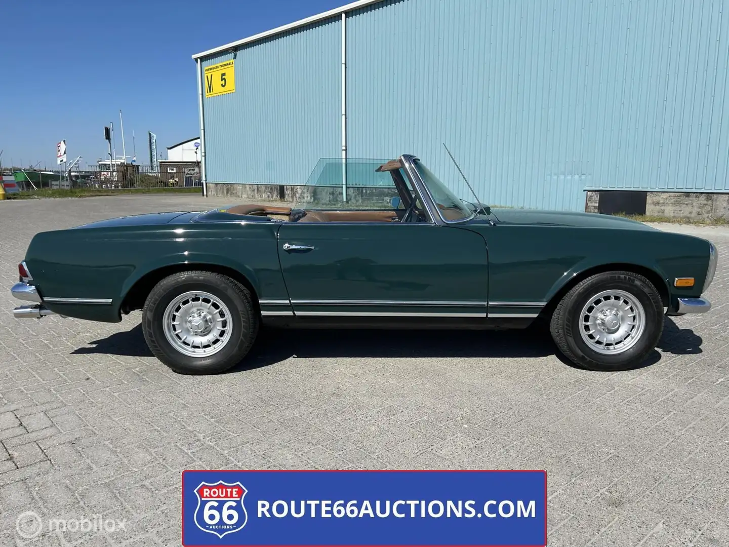 Mercedes-Benz SL 250 Cabriolet 1968 | Route 66 auctions Green - 2
