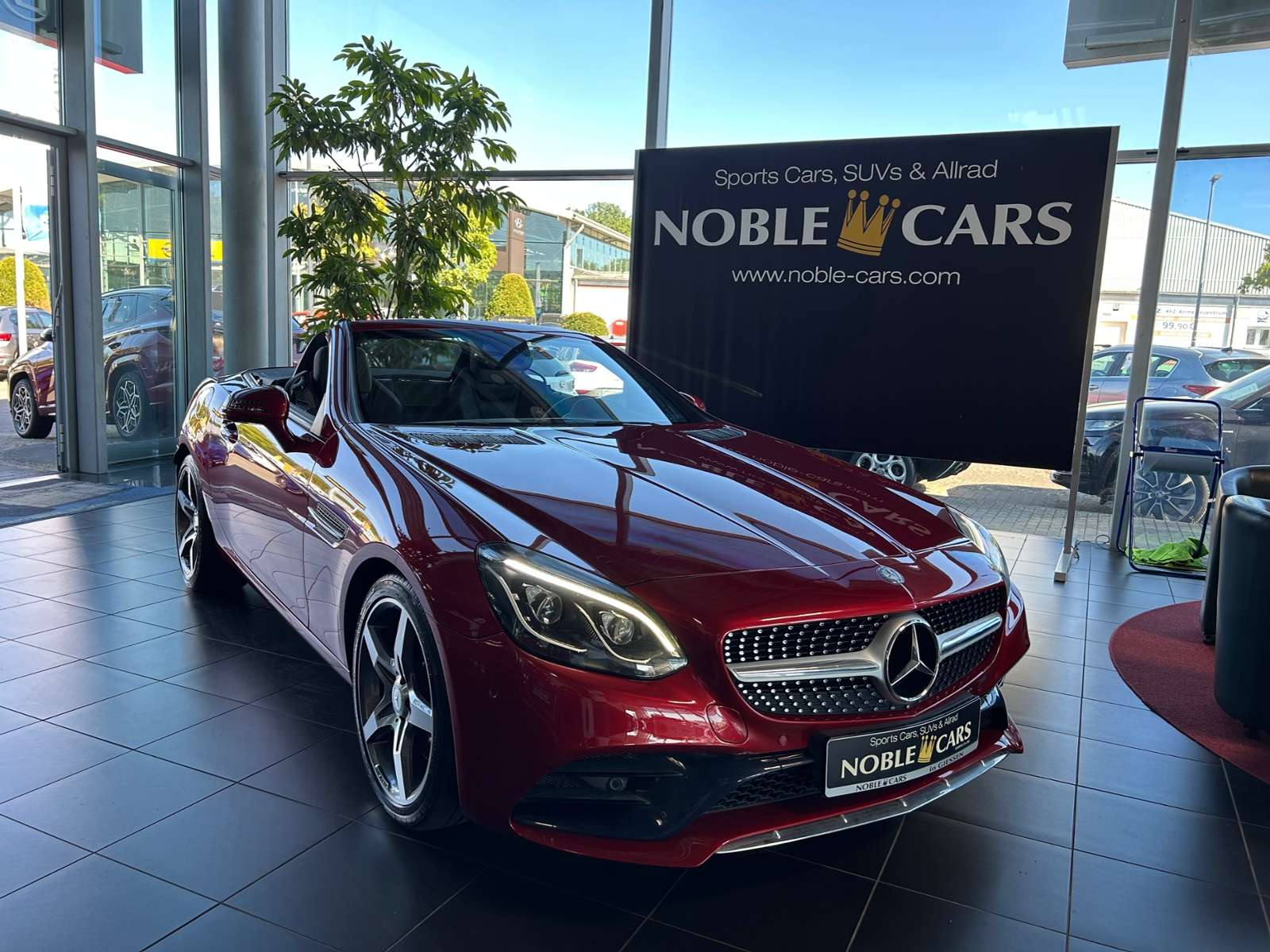 Mercedes-Benz SLC 300