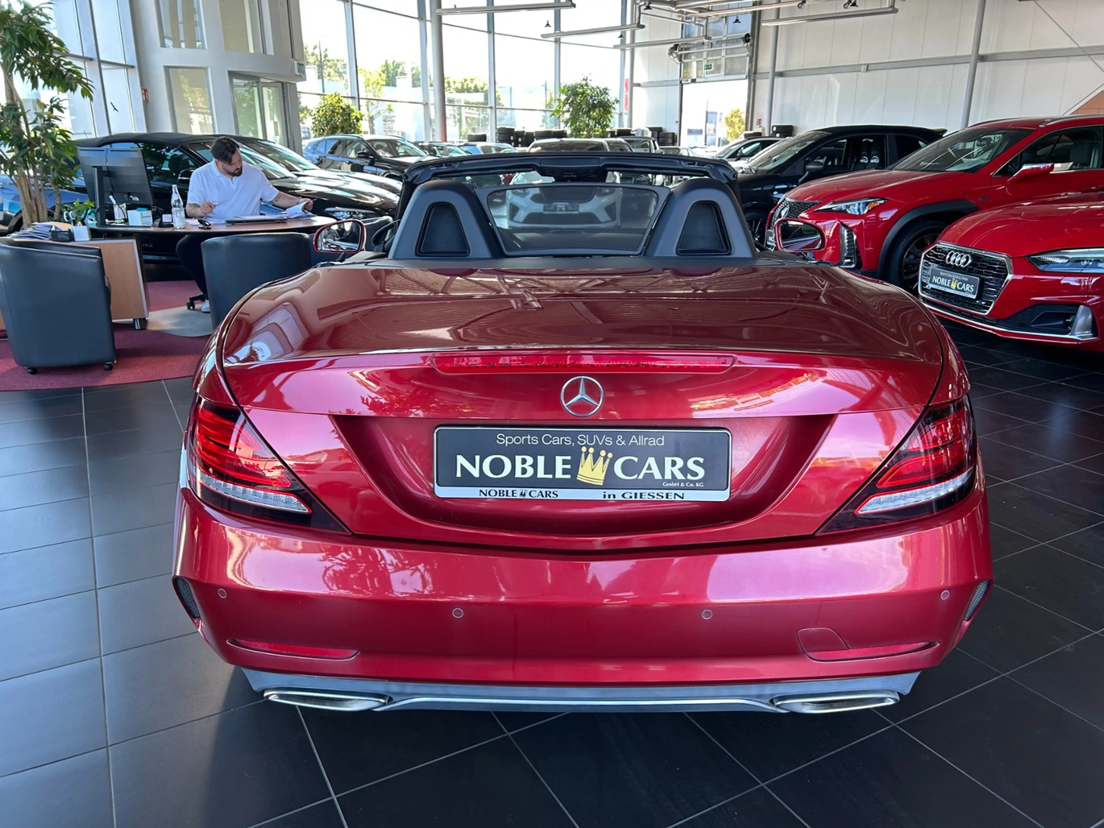 Mercedes-Benz SLC 300 Roadster AMG Line KLIMA LED NAVI — photo 6