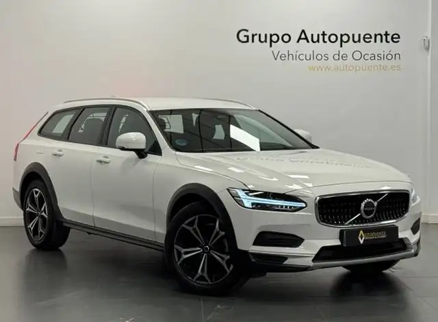 Volvo V90 CROSS COUNTRY B4