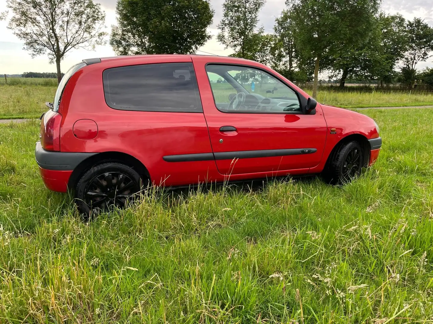 Renault Clio Clio 1.2 RN MAX Roşu - 2