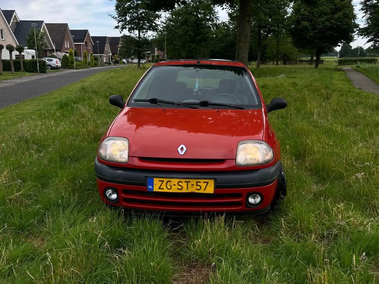 Renault Clio Clio 1.2 RN MAX Roşu - 1