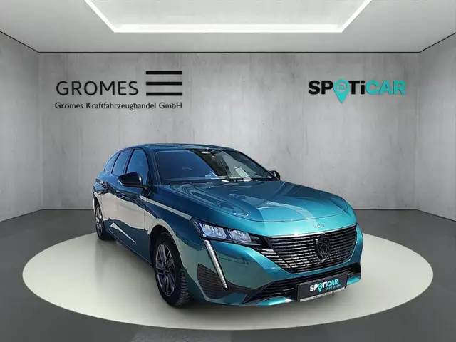 Peugeot 308 SW main image