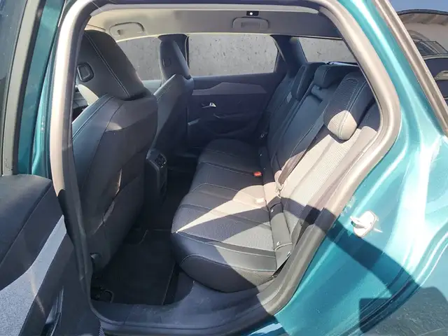 Peugeot 308 SW view 8
