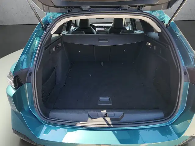 Peugeot 308 SW view 7